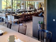 02 キハチ2階店内